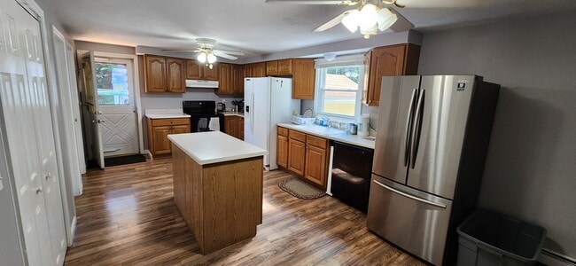 Kitchen - 10 Haise Way