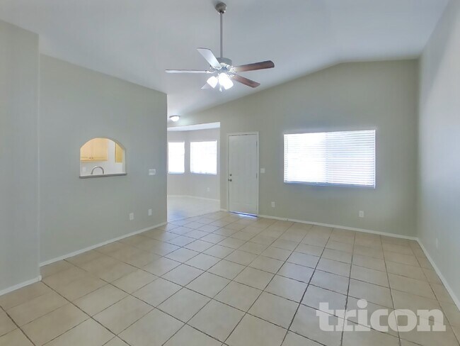 Photo - 10221 N 87th Ln