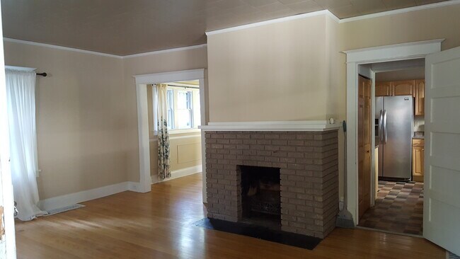 Photo - 1005 1st St SW