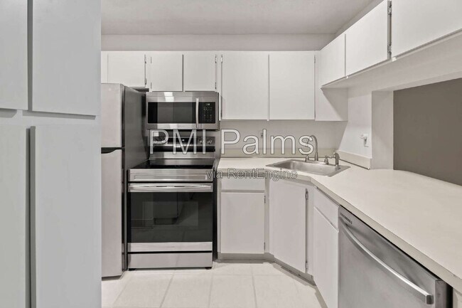 Photo - 1236 Pine Ridge Cir W Unit Apartment G3