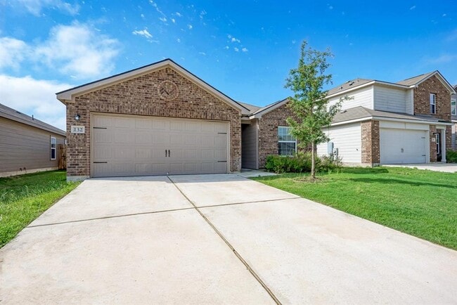Building Photo - 132 Maywood Ln