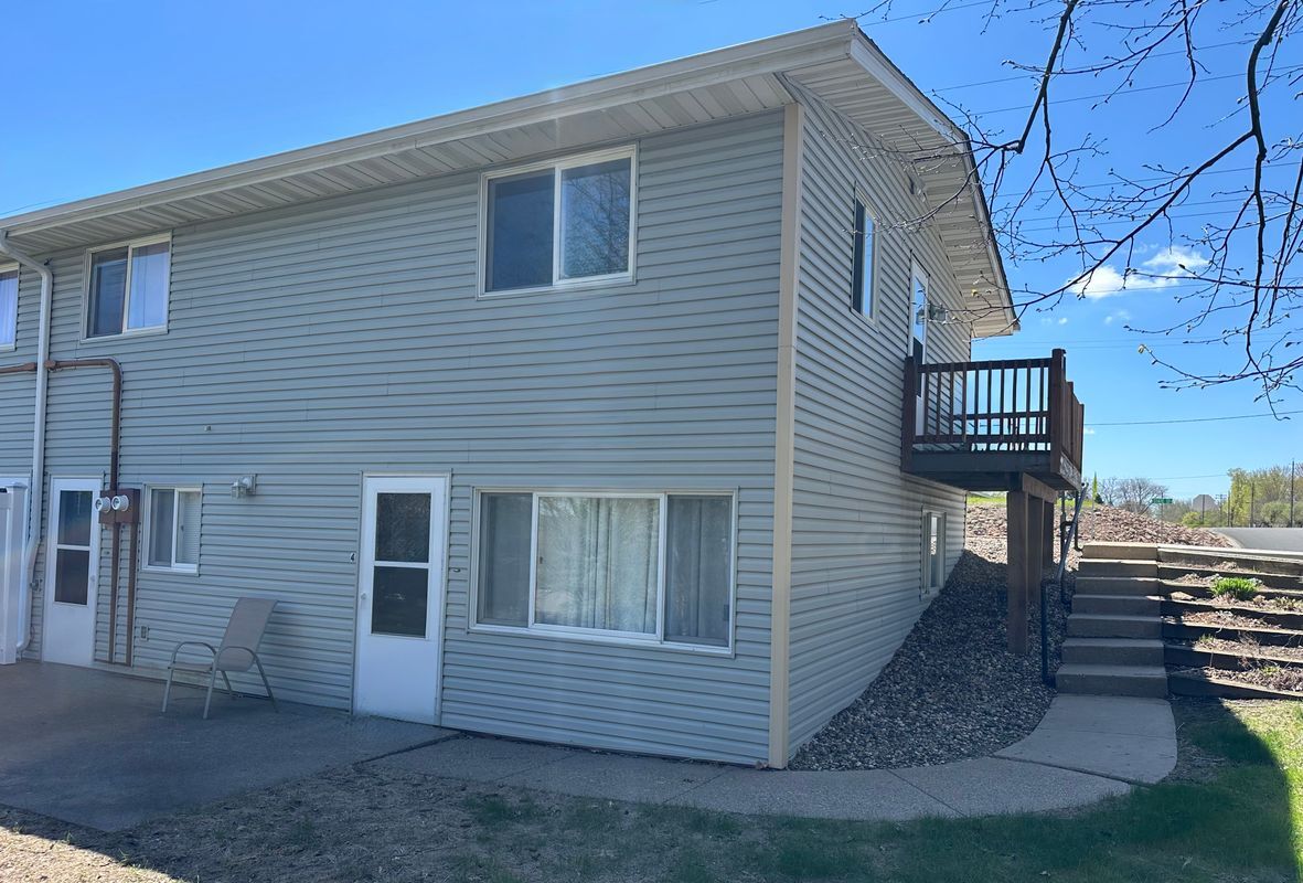 Photo - 520 W State St Unidad Apt 1