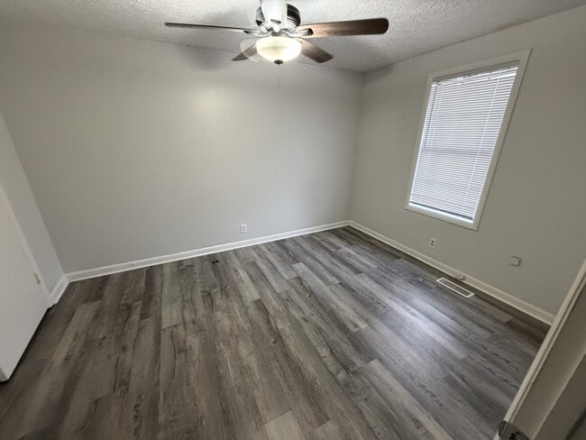 Photo - 2341 Kimberly Dr