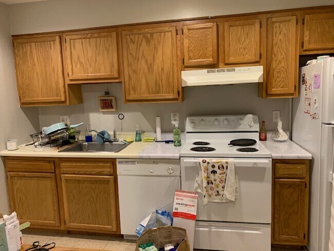 Photo - 1364 Kenyon St NW Unit 01