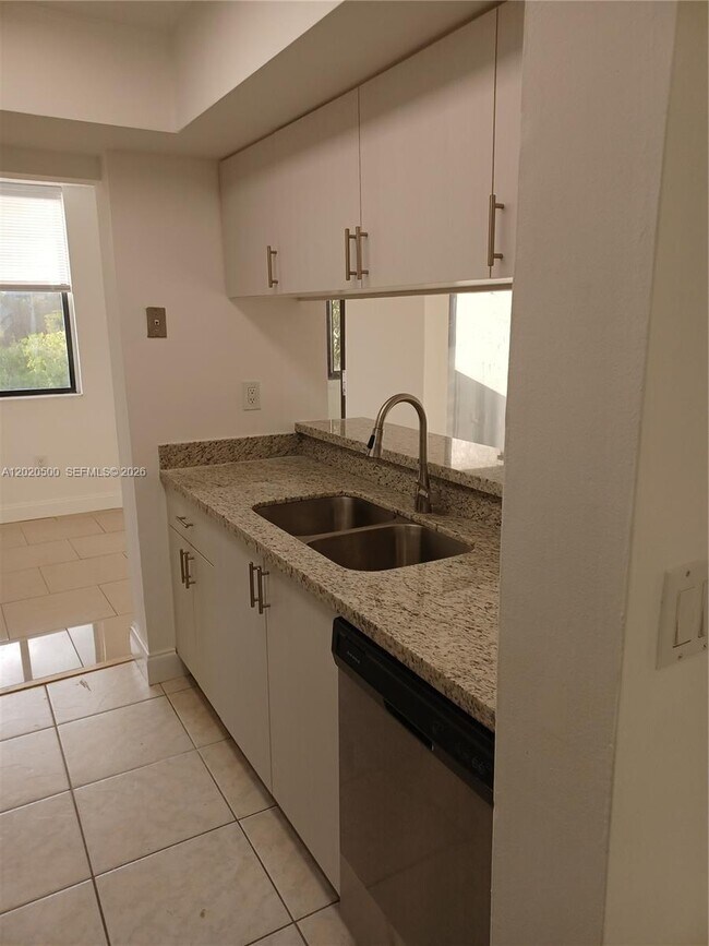 Photo - 8275 SW 152nd Ave Unidad D-416