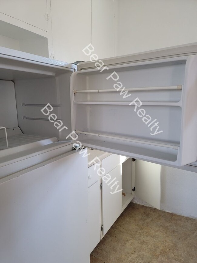 503 E 2nd St Unit 113 Van Lennen Ave