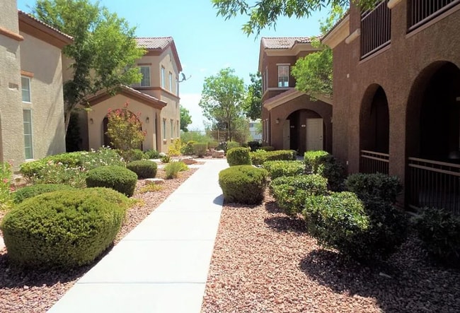 Building Photo - 3820 Juno Beach St