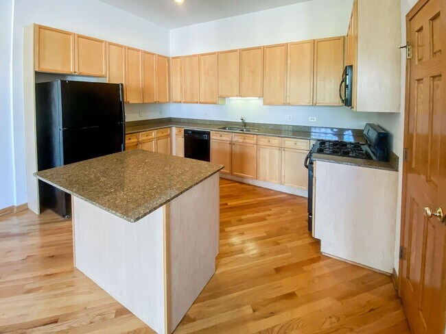 Photo - 2539 N Southport Ave Unidad 4S