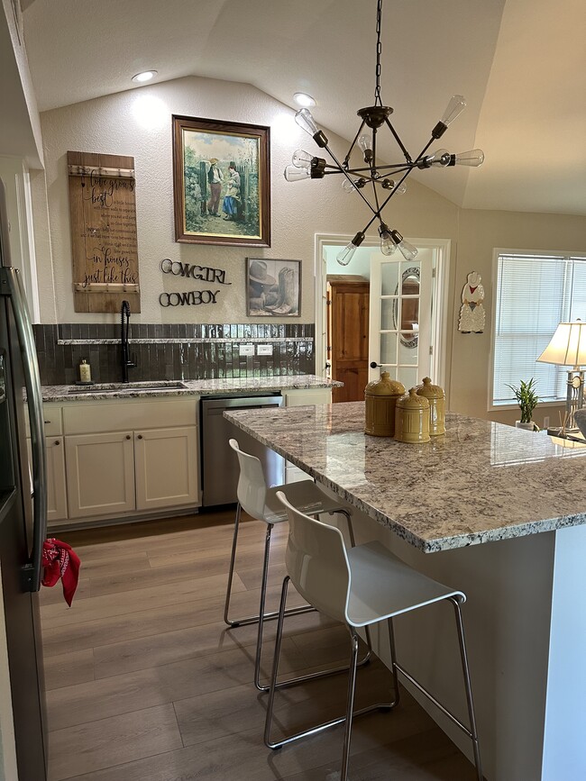 Photo - 127 Cedarwood Dr