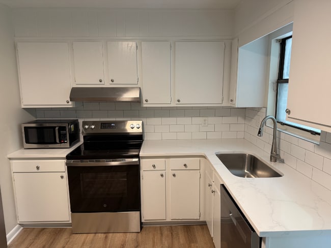 Photo - 320 Ridgecrest Rd