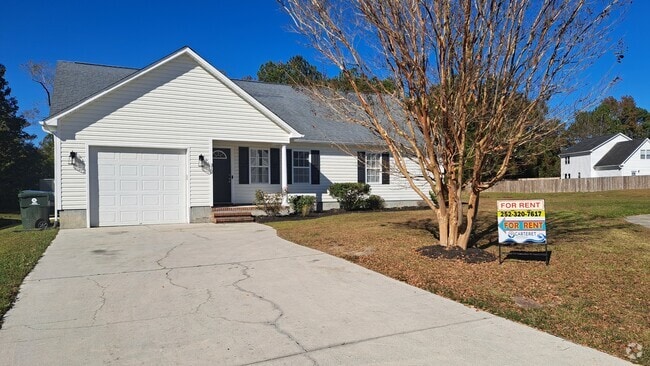 Building Photo - 312 S Tree Ct Rental
