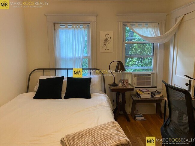 Photo - 21 Sartwell Ave Unit 3