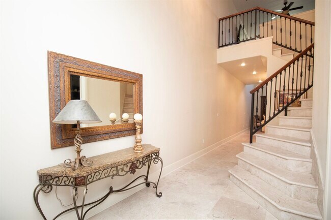 Photo - 2110 Bermuda Dr Unidad 19