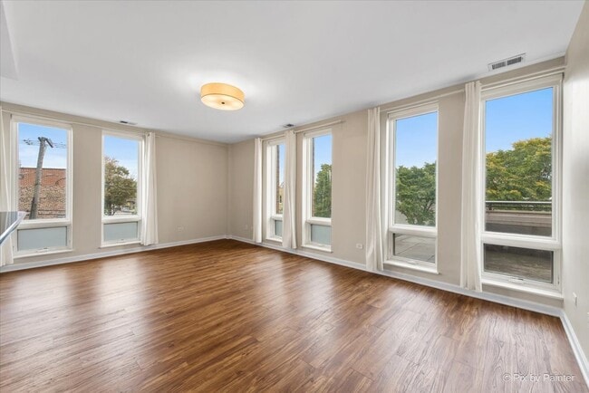 Photo - 3450 S Halsted St Unidad 216