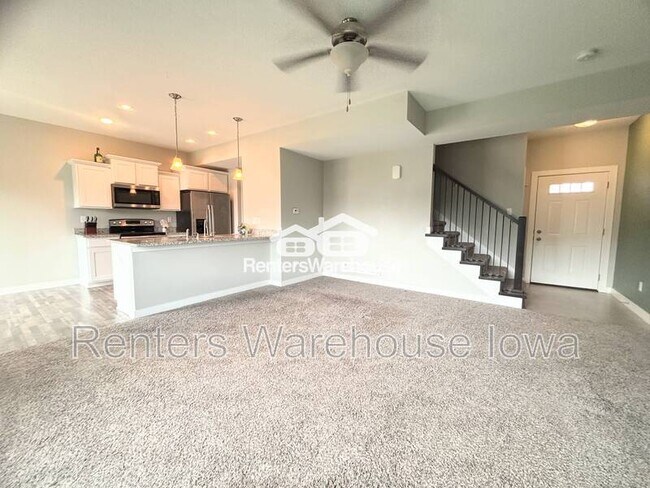 Photo - 231 Pin Oak Ct