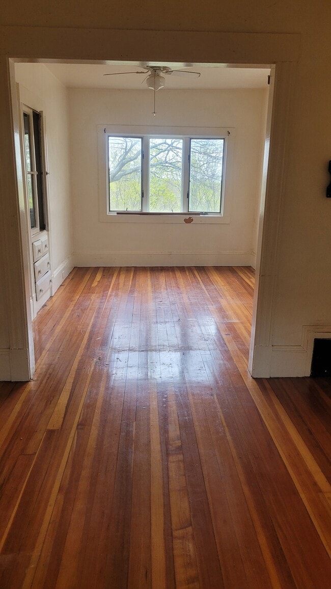 Photo - 23 Desmond Rd Unit 2