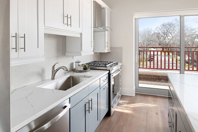 Photo - 6700 W North Ave Unidad 209