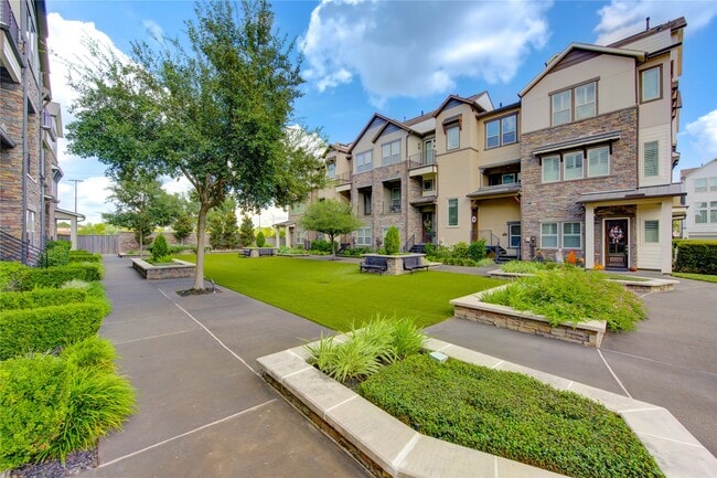 Photo - 2661 Fountain Key Blvd