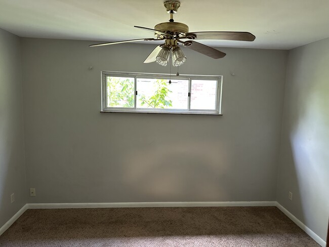 21 Montvale Ct Unit #2