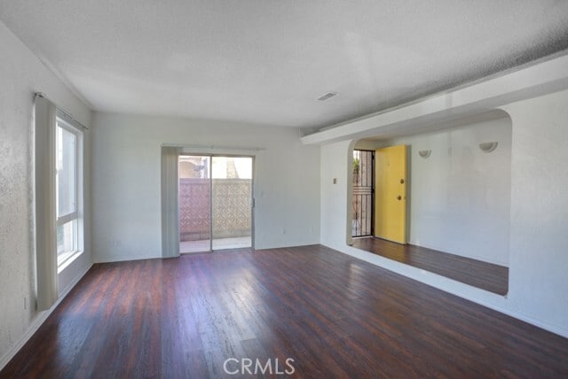 Photo - 2232 S Sycamore Ave Unidad 1