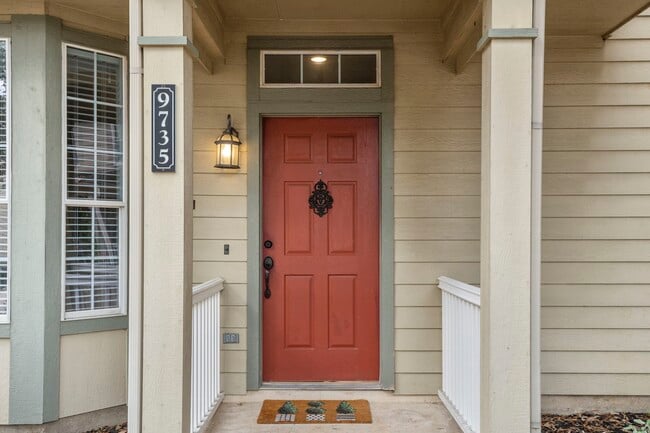 Building Photo - 9735 Coyote Creek Dr Rental