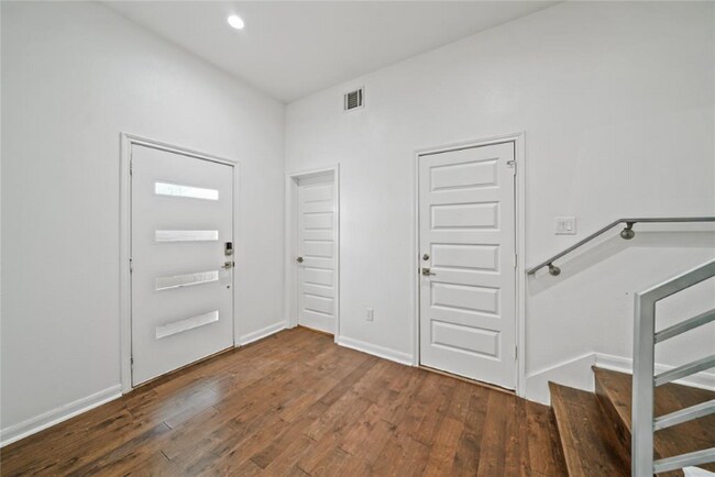 Photo - 7807 Tierwester St