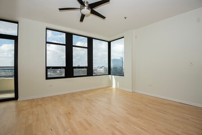 Photo - 1255 S State St Unit 1902