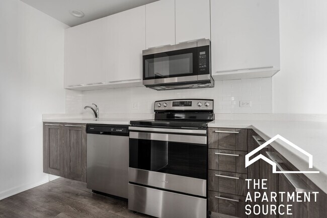 Photo - 940 W Winona St Unit 505