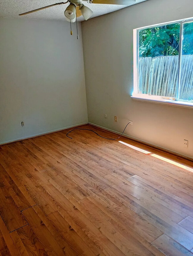 Photo - Room in House on Hardesty