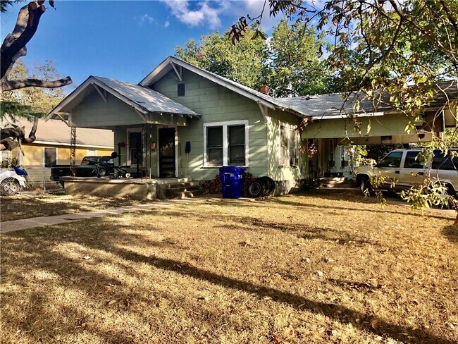 Photo - 2626 Summer Ave