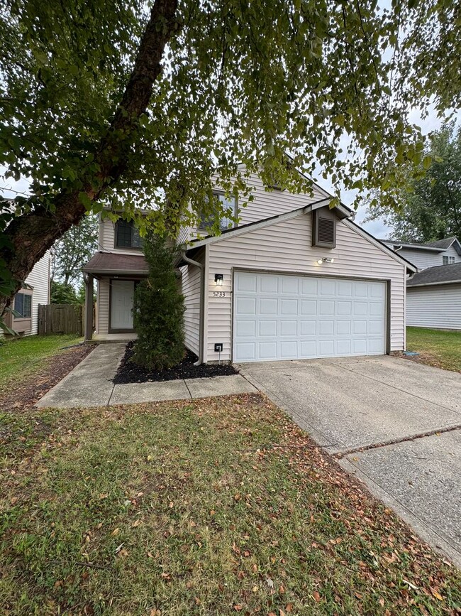 Building Photo - Lawrence Twp - 4 BR 2 story home