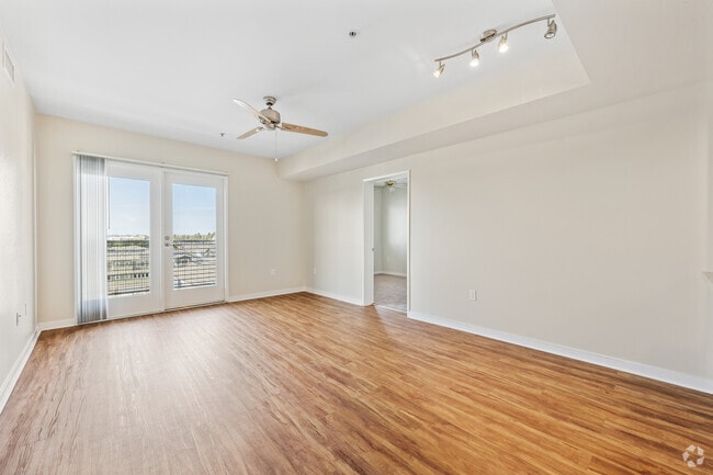 2BR, 1BA - 860SF - Living Room
