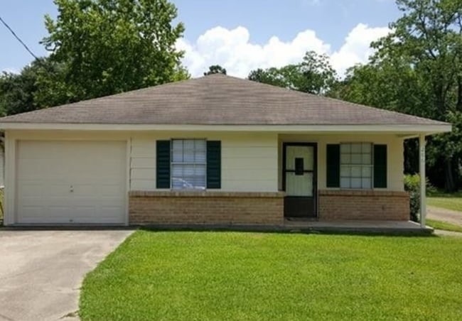 Building Photo - 286 Eastwood Dr Rental