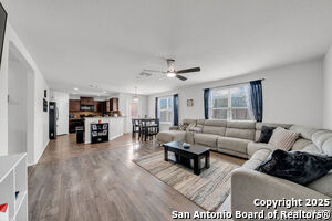 Photo - 335 Kildeer Creek