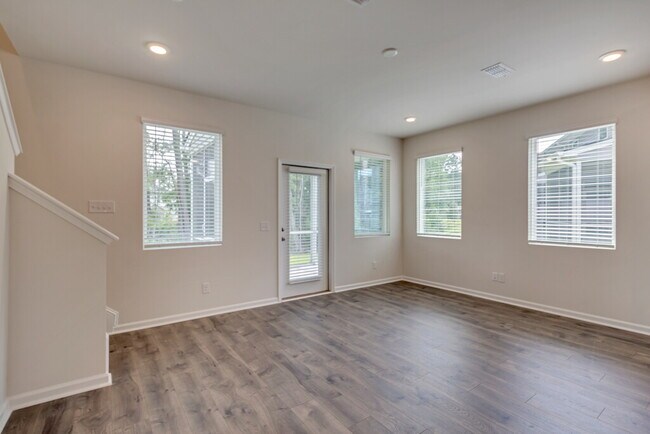 Photo - 133 Congo Ct