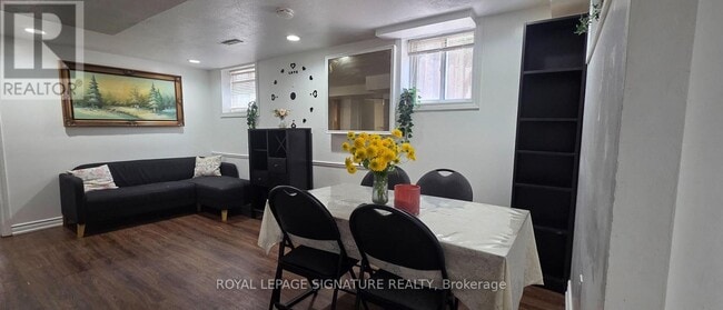 Photo - 3692 Ellengale Dr
