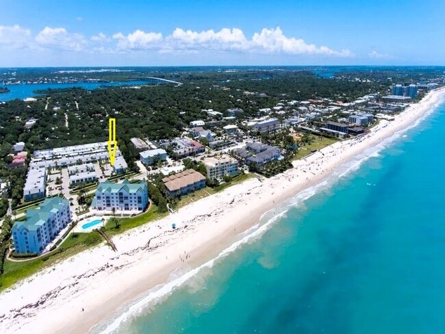 Building Photo - Ocean Towers - Direct Beach Access Unit 21B