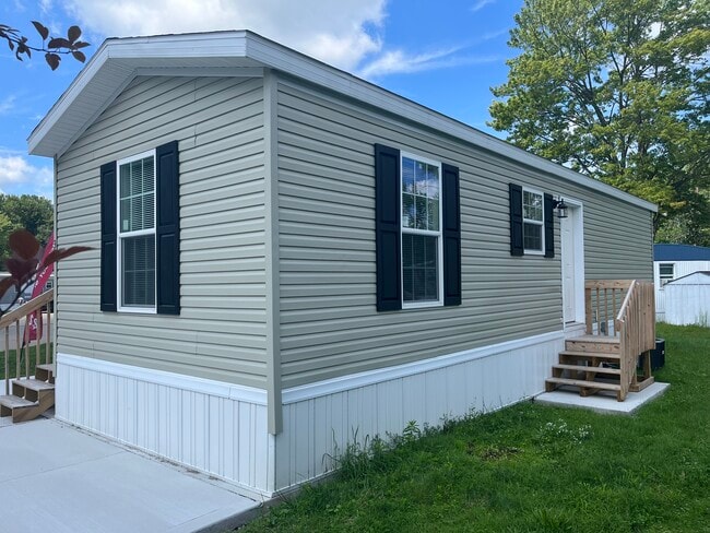 Photo - 6610 Lear Nagle Rd