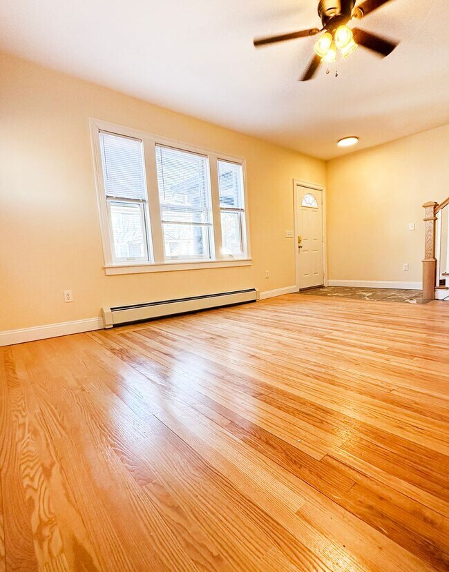 416 Pearl St Unit 53 Campus Ct