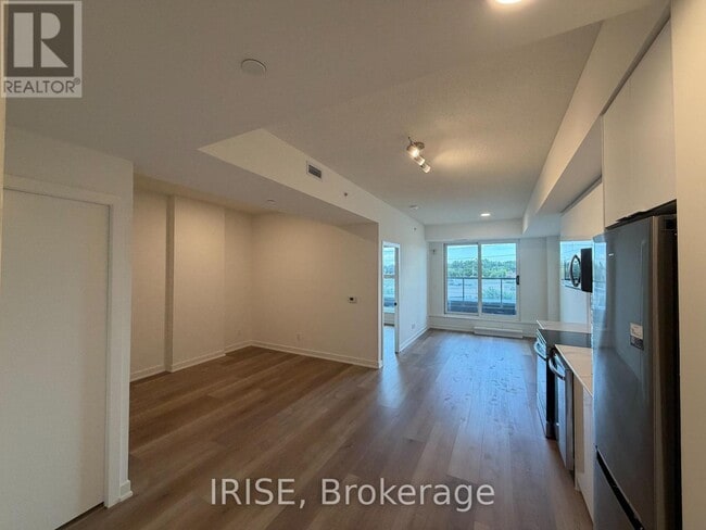 Photo - 33 Erie Ave Unit 304