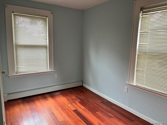 Photo - 21 Nassau Rd