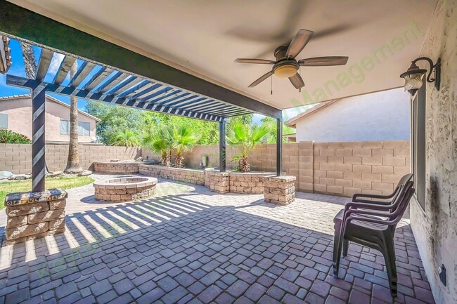 Photo - 1284 W Kingbird Dr