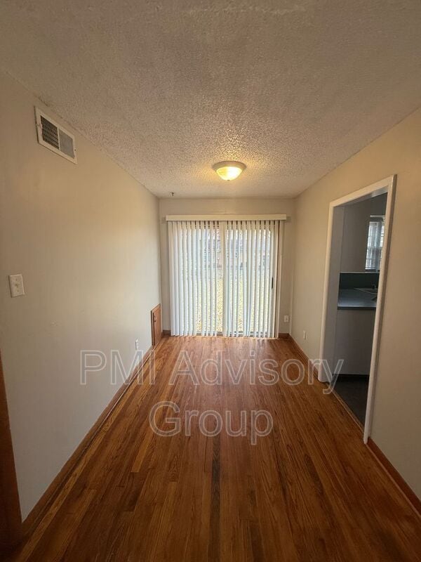 Photo - 2009 SW McAlister Ave