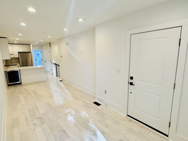 Photo - 1314 1/2 5th St NW Unidad 1