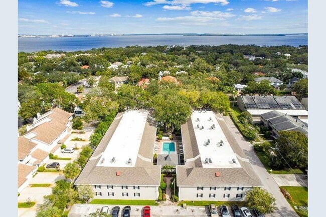 Photo - 5221 Bayshore Blvd Unidad 54