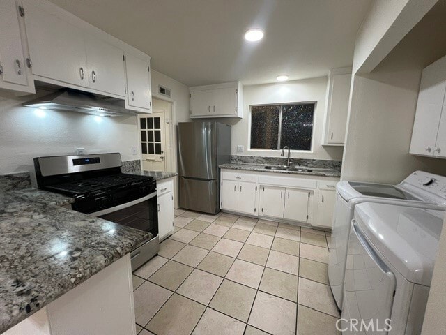 Photo - 684 E Lee Pl