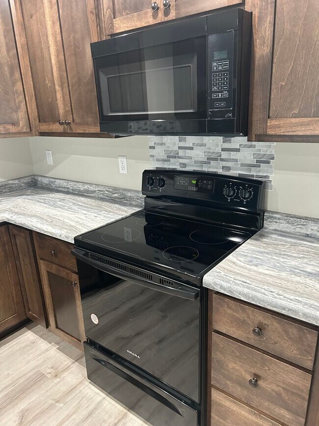 Photo - 1814 N Oberg Cir