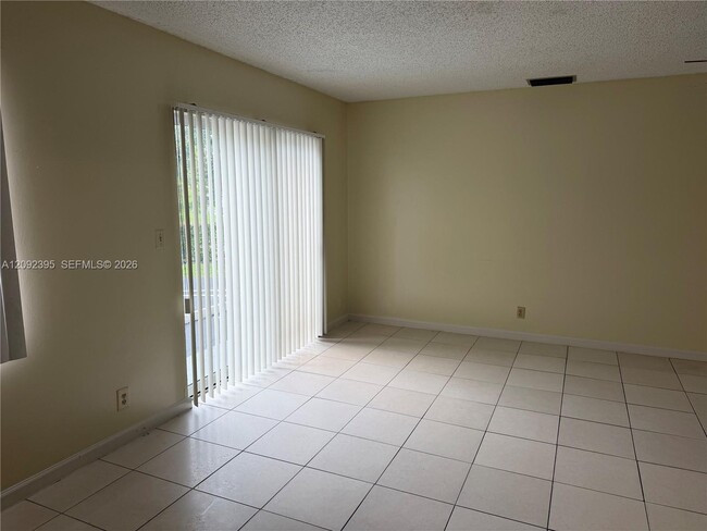 7800 NW 44th Ct Unit 1-3