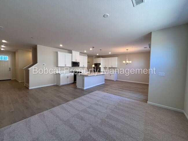 Photo - 852 Furlong Dr