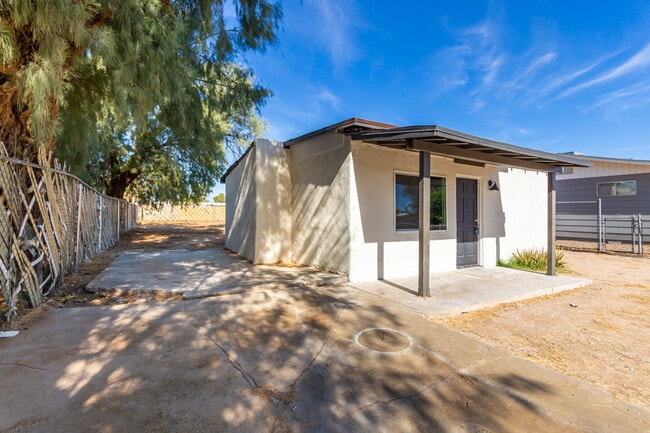 Photo - 550 W McMurray Blvd House